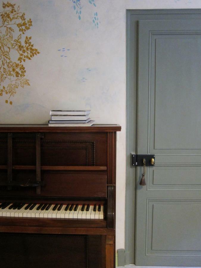 Le Murmure De La Falaise Bed & Breakfast Beaumont-le-Roger Екстериор снимка